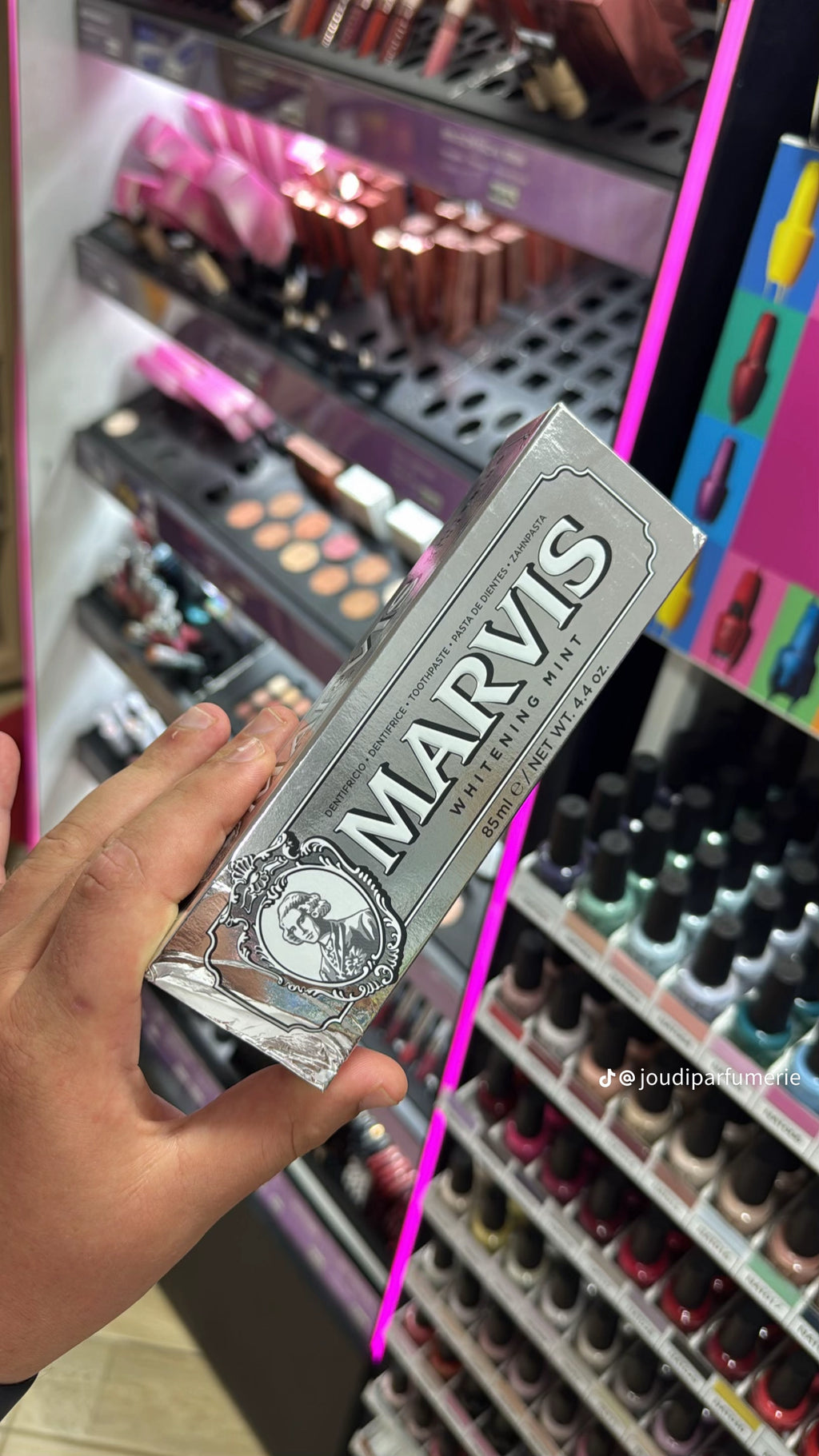 Le blanchiment des dents révolutionné par le dentifrice Marvis !